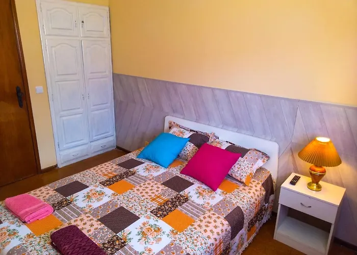 Friends In Braga - Charming Bedrooms In The Historic Center