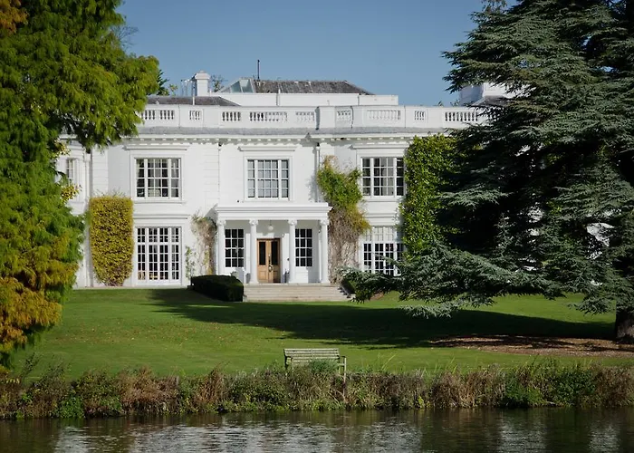 Greenlands Hotel