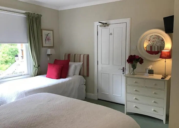 Smiddy House & Russell'S Restaurant Hotel Spean Bridge