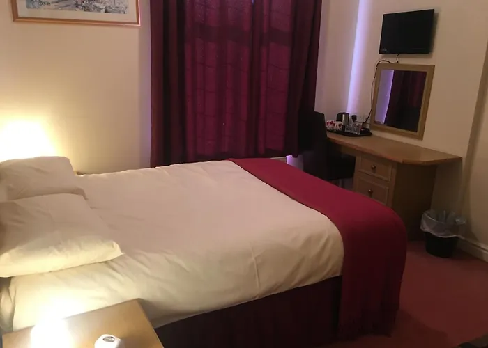 Holly Trees Hotel