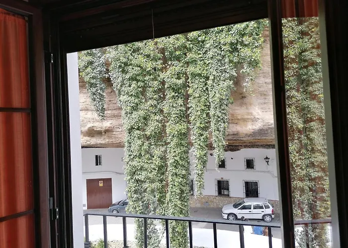 Hotel Entrecuevas Setenil De Las Bodegas