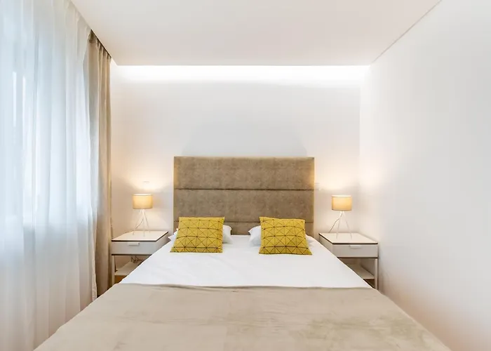 Nell&And&Jess Hotel Espinho 