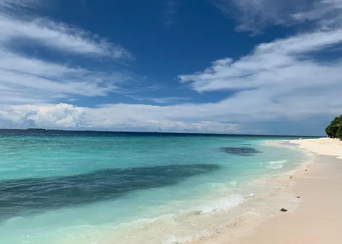 Shaviyani Retreat Hotel Ukulhas Island