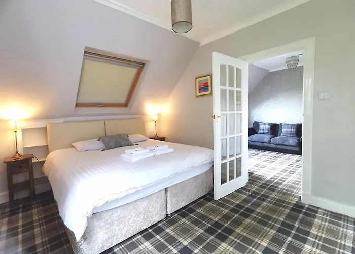 Knowe Guest House