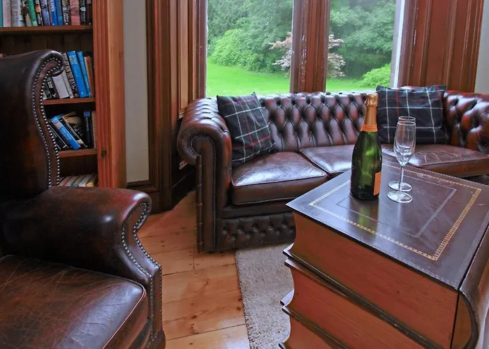 Isla Bank House