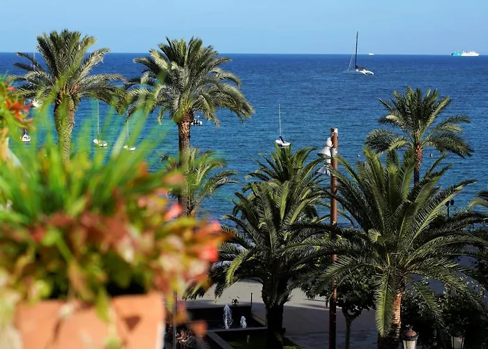 Hostal Yebisah Santa Eulalia del Río