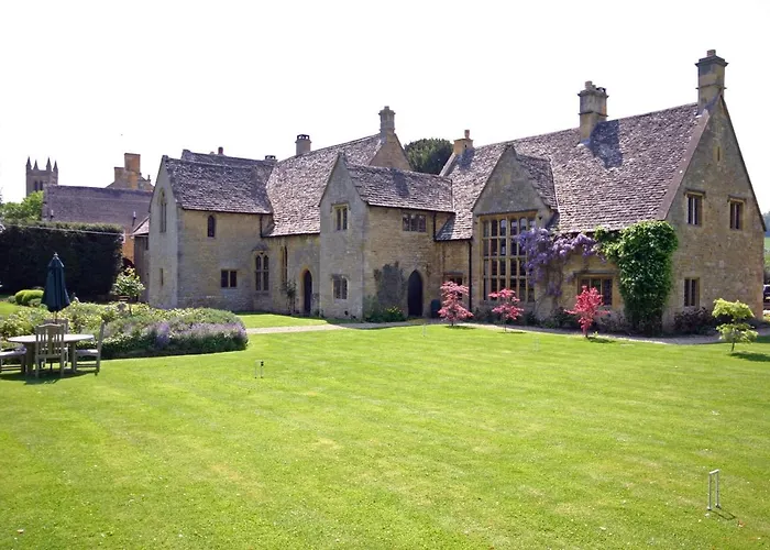 Abbots Grange (Adults Only)