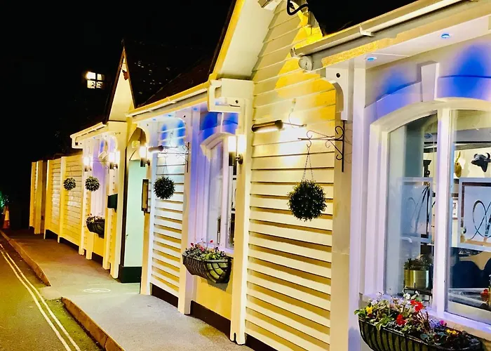Ashbys Accommodation & Spa Hire Portsmouth