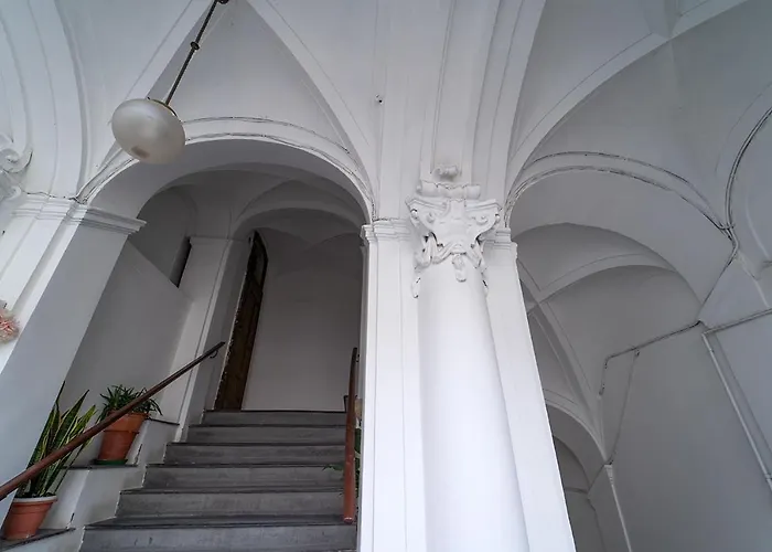 Medina H. Napoli Centro, By Clapa Group
