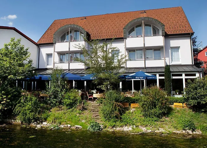 Hotel und Gästehaus Kreuz
