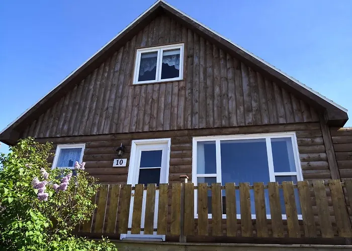Cavendish Country Inn & Cottages