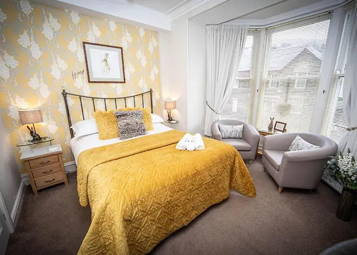 Hillsdale B&B In