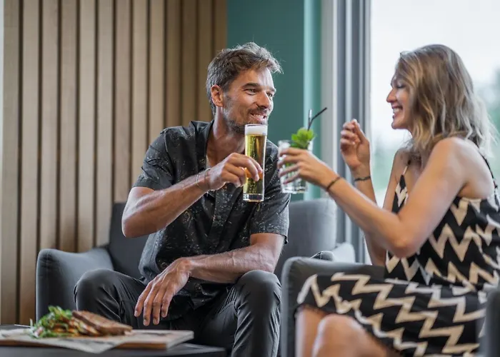 Lakeside77