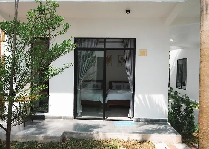 Kampot River Bungalow By Mama
