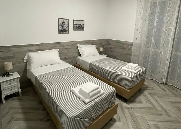 Holiday Rooms