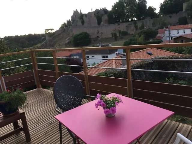 Hotel Les 3 pigeons à Bressuire