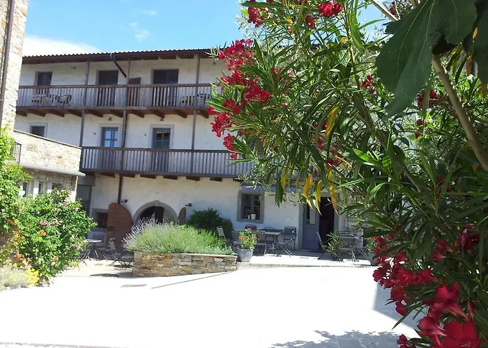 Boutique Hotel Dvor Dobrovo