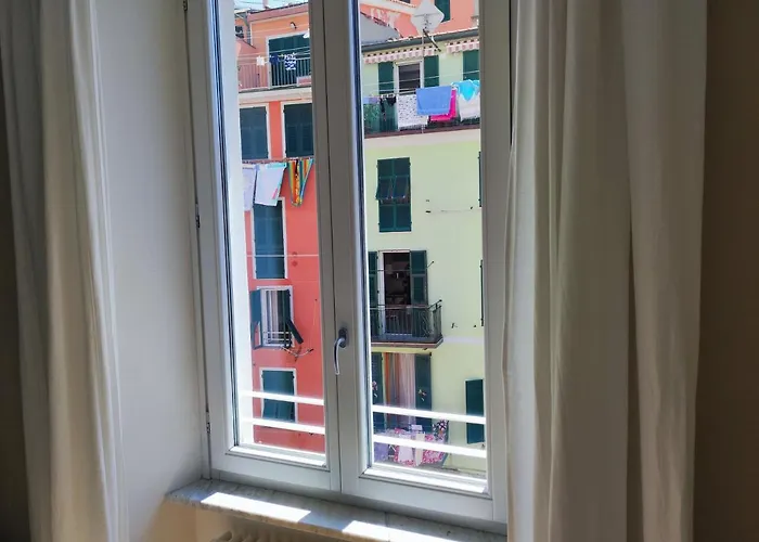 Santa Marta Rooms Vernazza