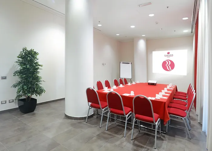 Ramada Plaza By Wyndham Milano