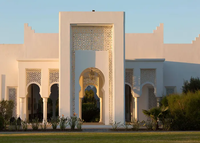 Banyan Tree Tamouda Bay