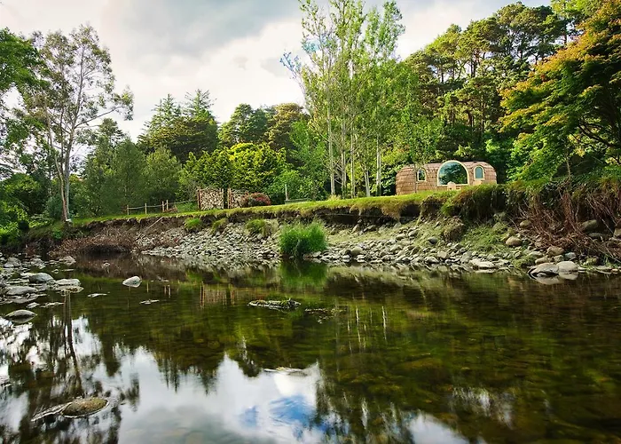 Enniskeen Estate & Forest Spa - Boutique Riverside Glamping Cabins