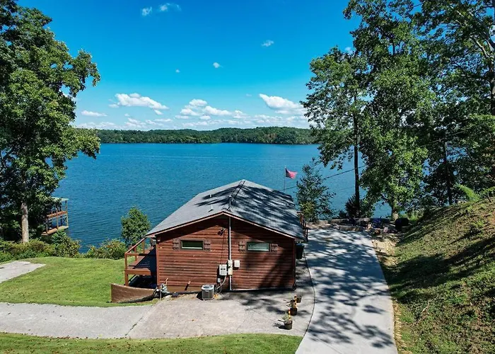 Double J'S Lakehouse Birchwood