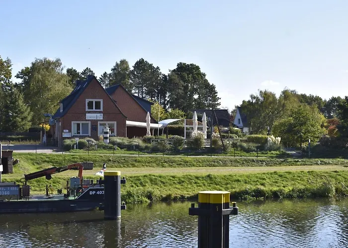 Pension zur Schleuse am Elbe Lübeck - Kanal in Witzeeze
