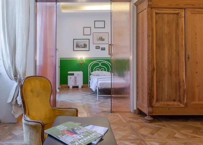 Le Dimore Del Teatro Triest