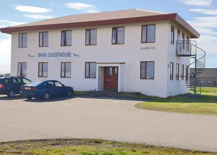 Bank Guesthouse By Kef Airport Keflavík