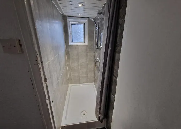 City Budget Guesthouse
