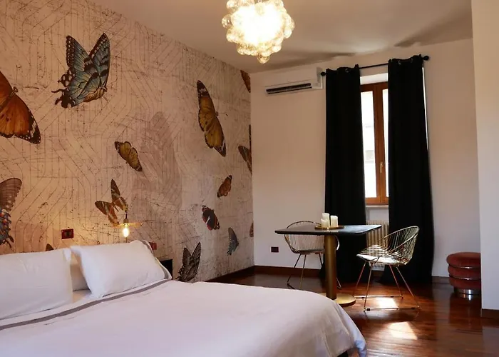 An Deluxe Suites