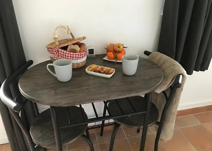Apres La Pluie Hotel Campigneulles-les-Petites