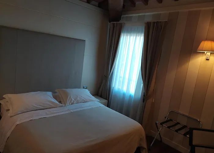 Hotel Molo73 Empoli