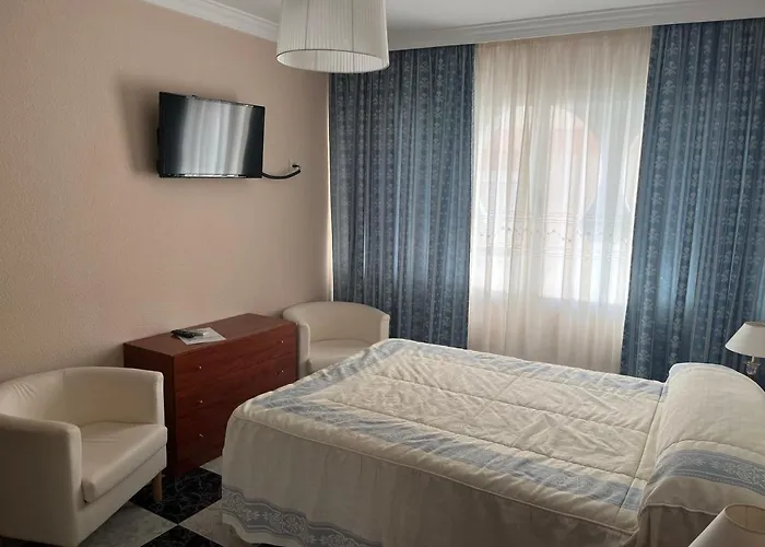 Hostal Plaza Damasco Almuñécar