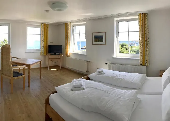 Pension "Strandhotel"