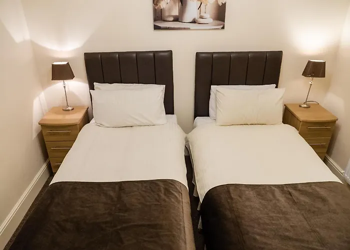 Rosslyn Hotel Douglas