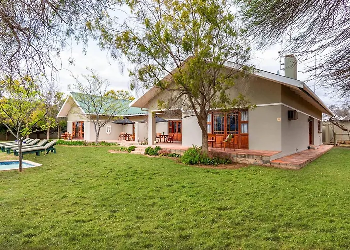 Mooiplaas Guesthouse