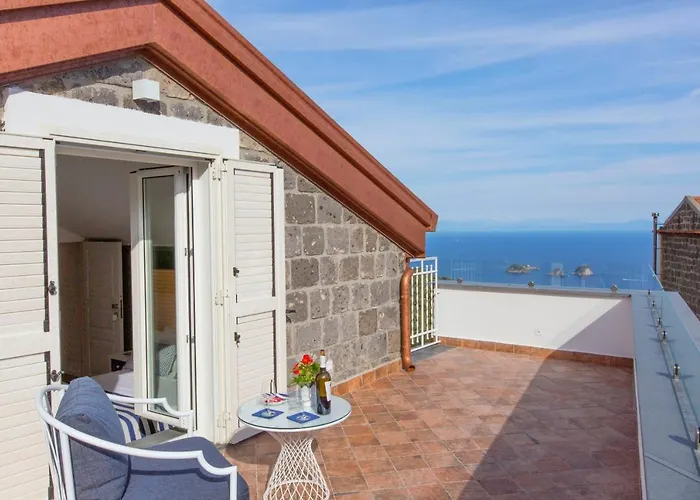 YourHome - Relais Loggia Li Galli