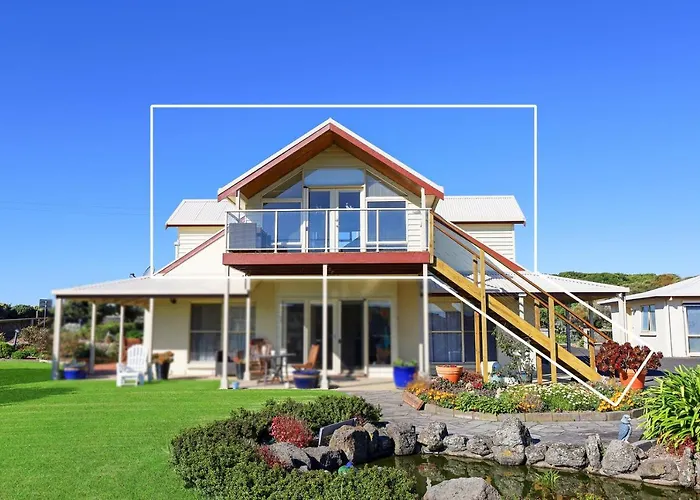 Logans Beach Apartments - The Loft