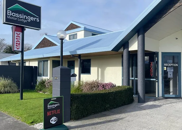 Bassingers Motor Lodge