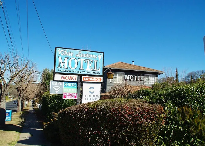 White Lanterns Motel