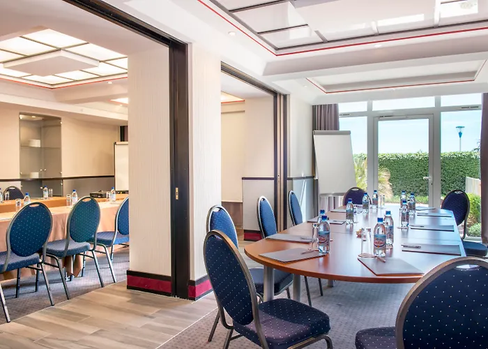 Grand Hotel Les Flamants Roses Thalasso & Spa
