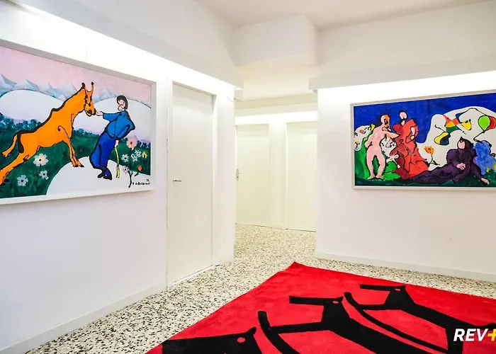 Lia Art Hotel