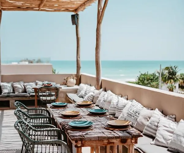 Dos Mares Barefoot Luxury