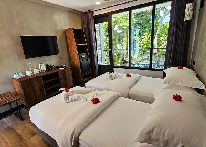 Dhigurah Cottage