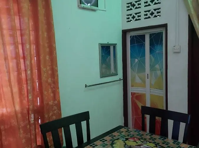 Room 345 Kota Bharu