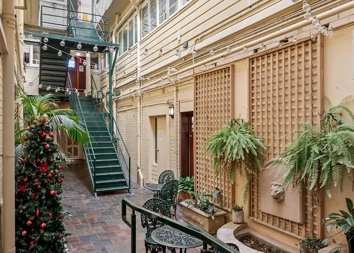 Metropole Katoomba Hotel