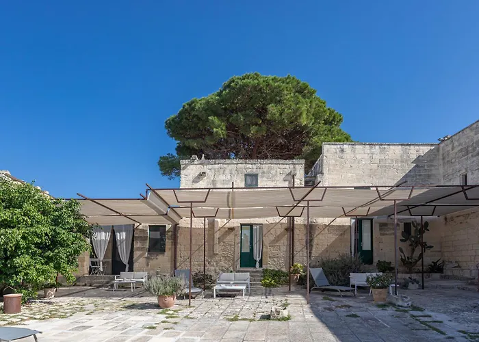 Masseria Torre Sant'Andrea (Antica Masseria Malapezza)