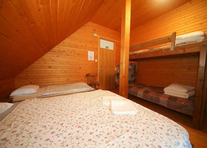Hotel Planinska Koca Na Gozdu Kranjska Gora