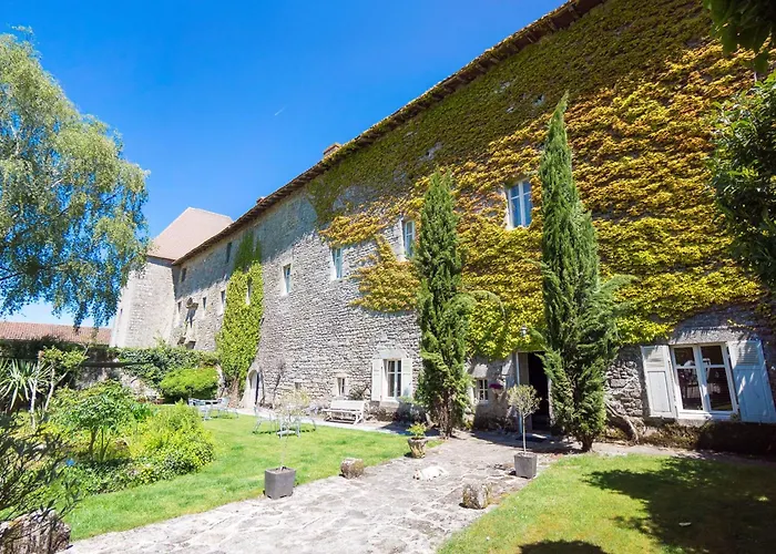 Maison d'Hôtes de l'Ancien Couvent des Carmes
